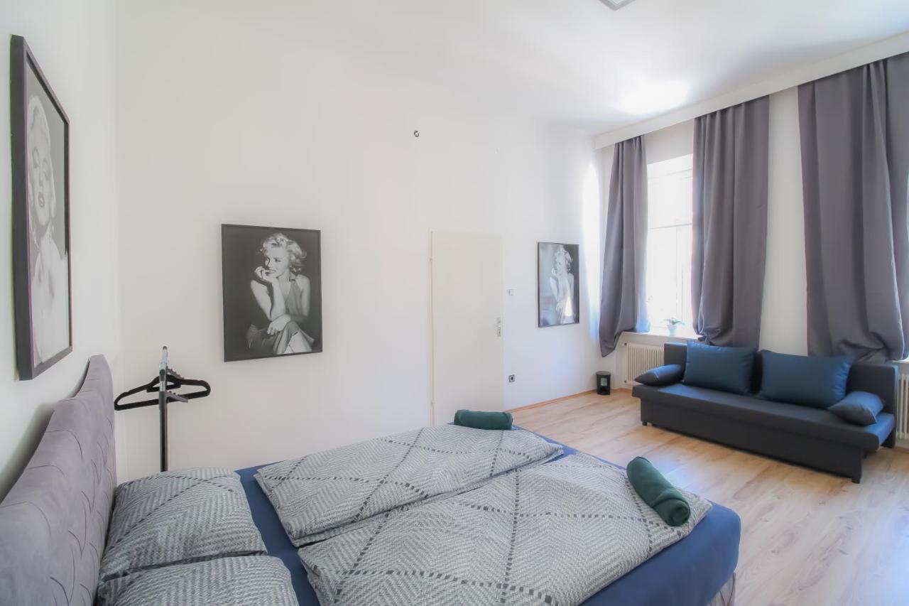 Ss Family 3 Bedroom Apartment In Praterstern Area Dw8 Виена Екстериор снимка