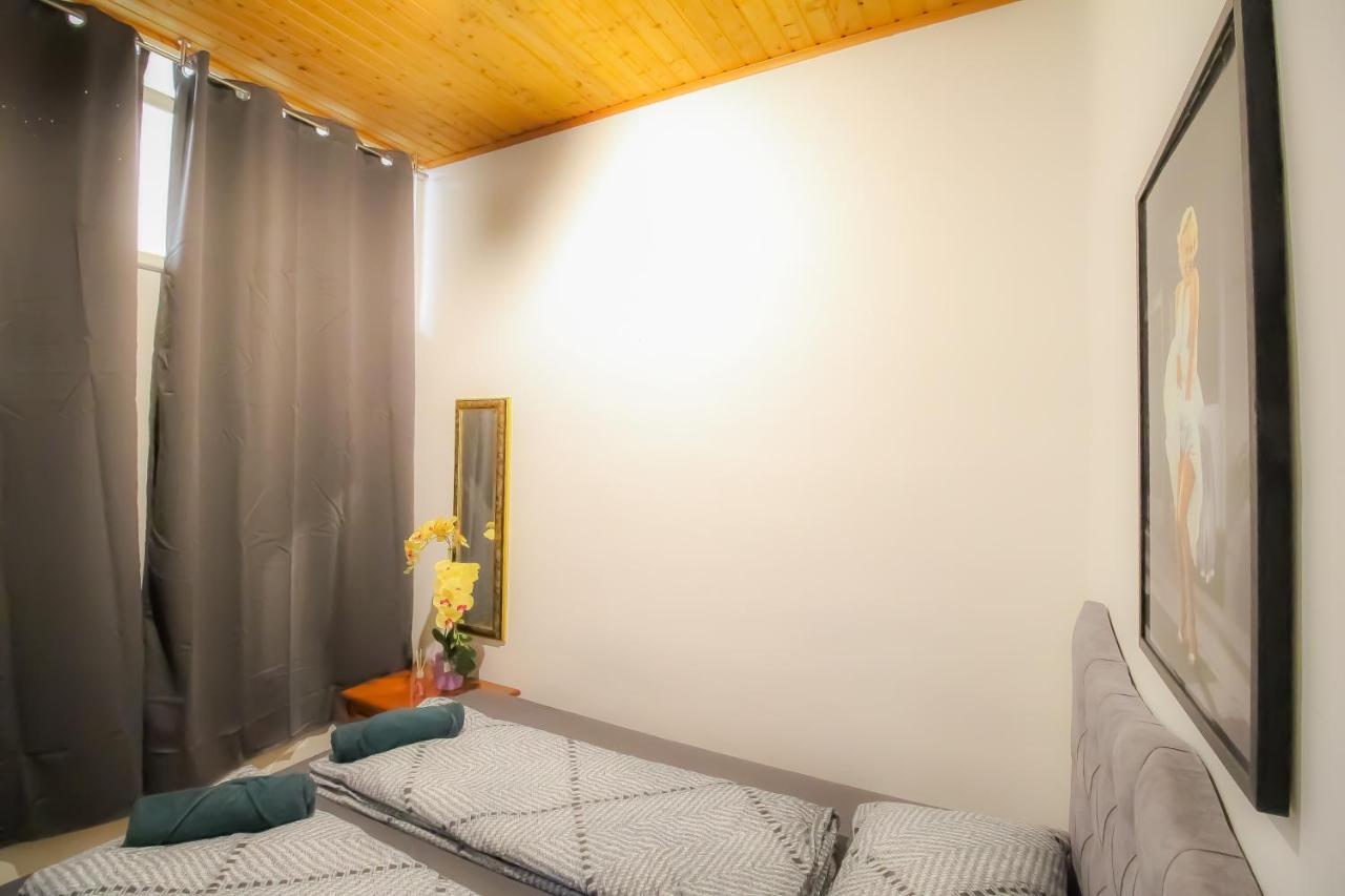 Ss Family 3 Bedroom Apartment In Praterstern Area Dw8 Виена Екстериор снимка