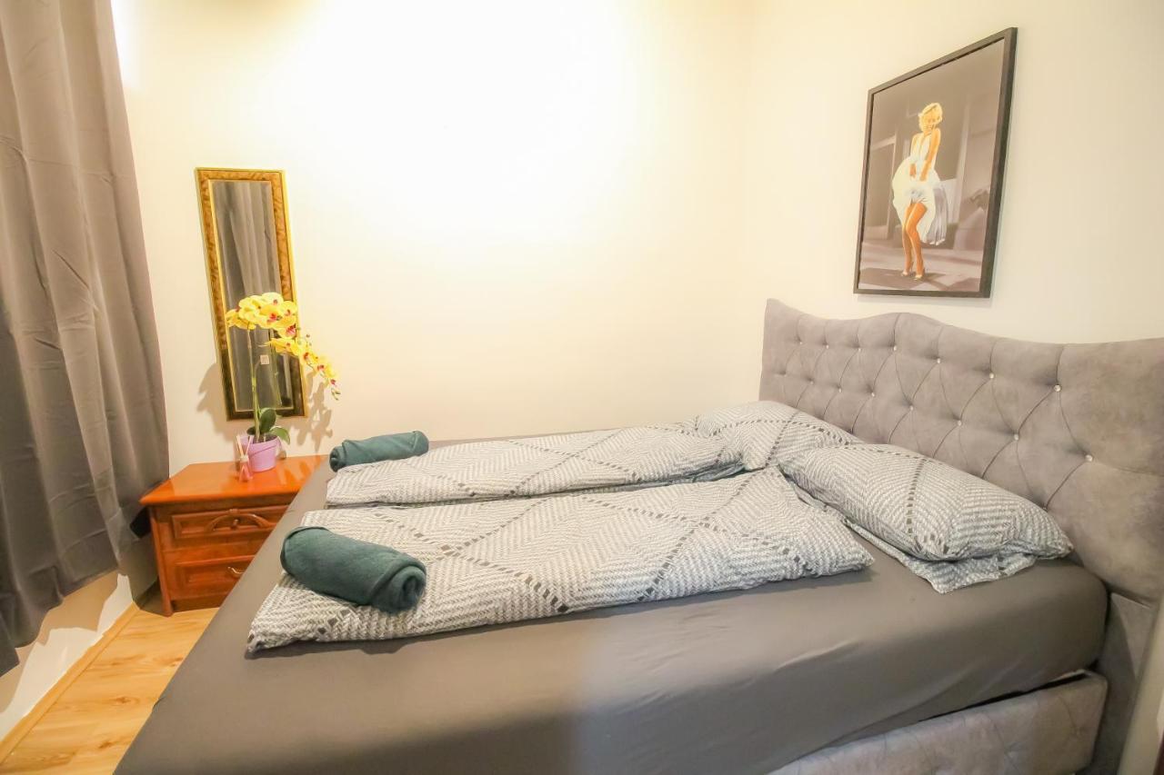 Ss Family 3 Bedroom Apartment In Praterstern Area Dw8 Виена Екстериор снимка